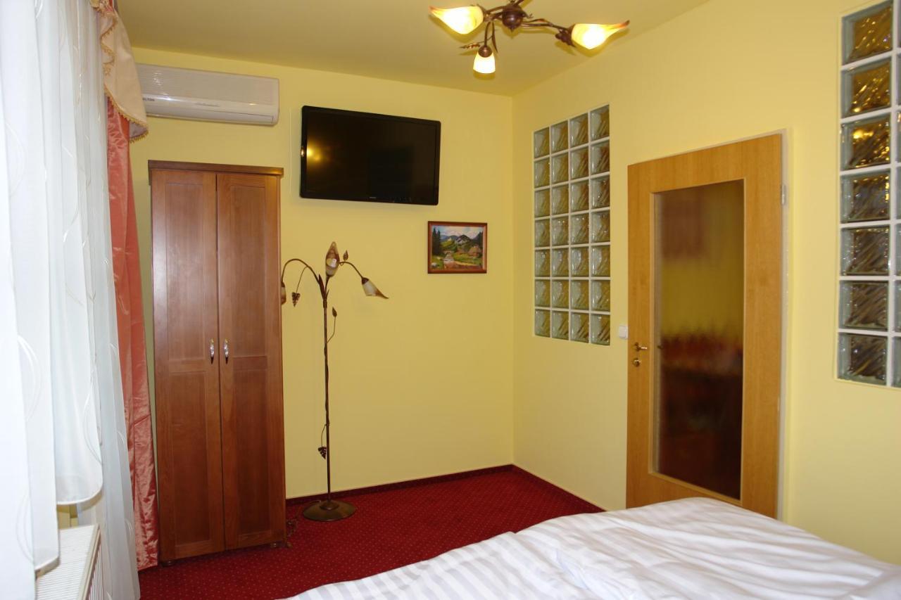 Holdlux Apartmanok Sárvár المظهر الخارجي الصورة
