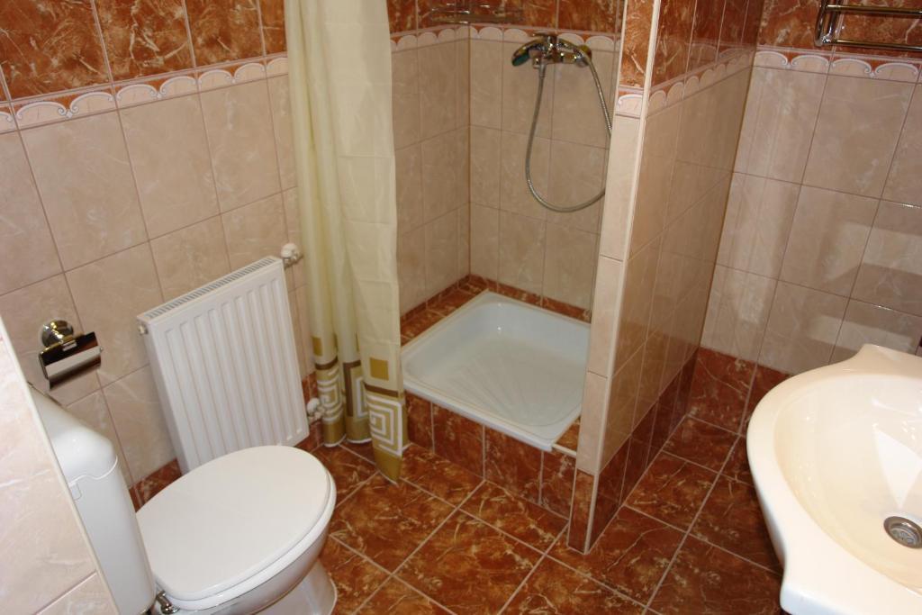 Holdlux Apartmanok Sárvár الغرفة الصورة
