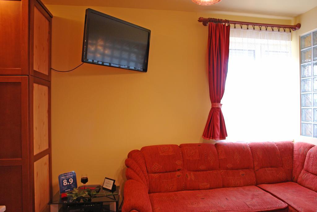 Holdlux Apartmanok Sárvár المظهر الخارجي الصورة